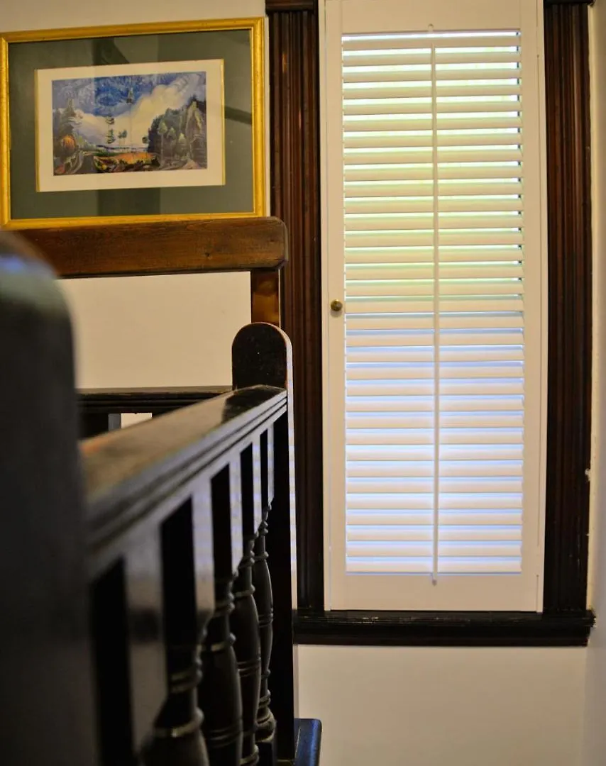 Vancouver Hideaway Guesthouse Homestay